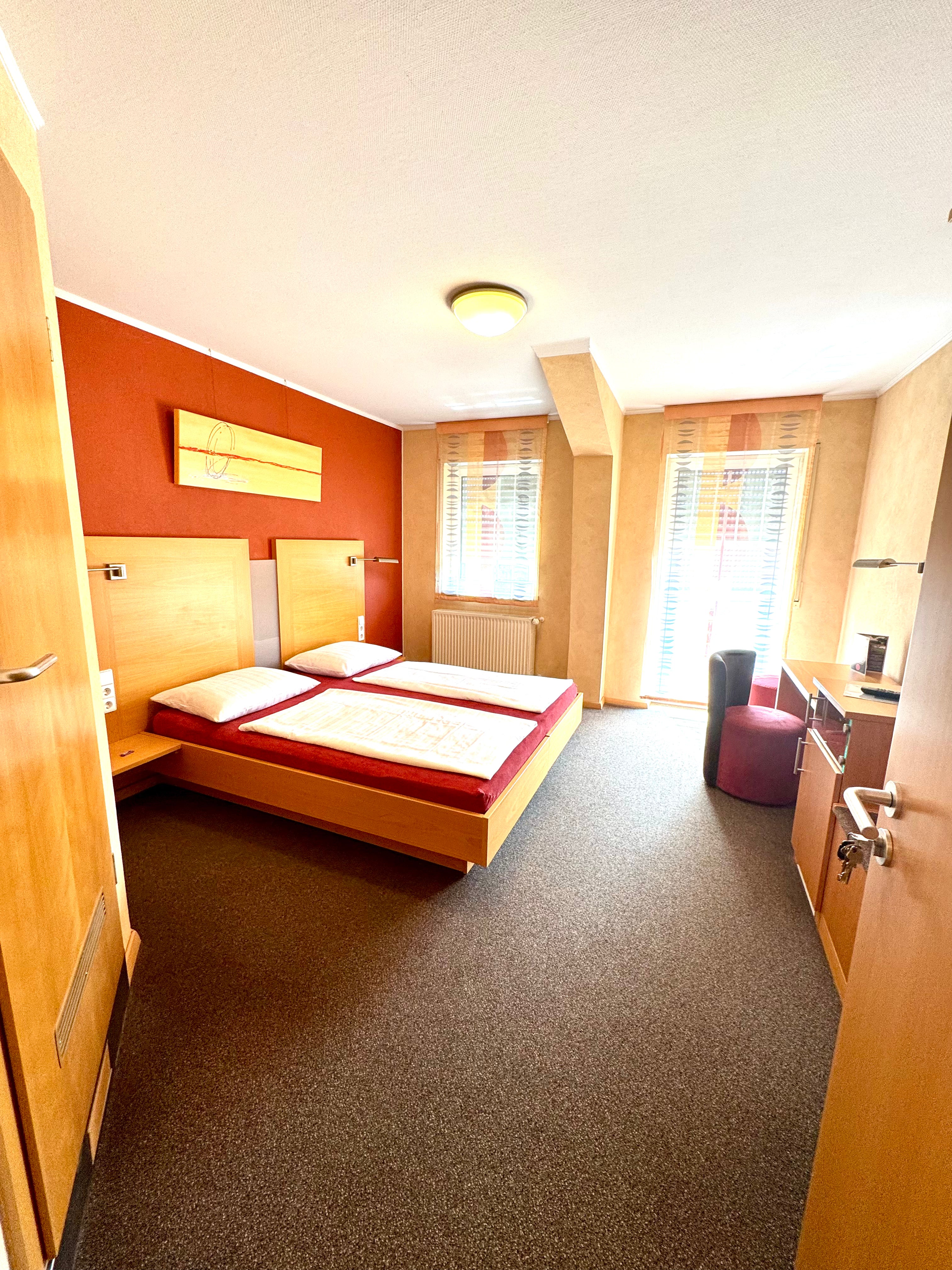 Gästezimmer zwei Weingut Muehlmichel Pfalz Kirchheim