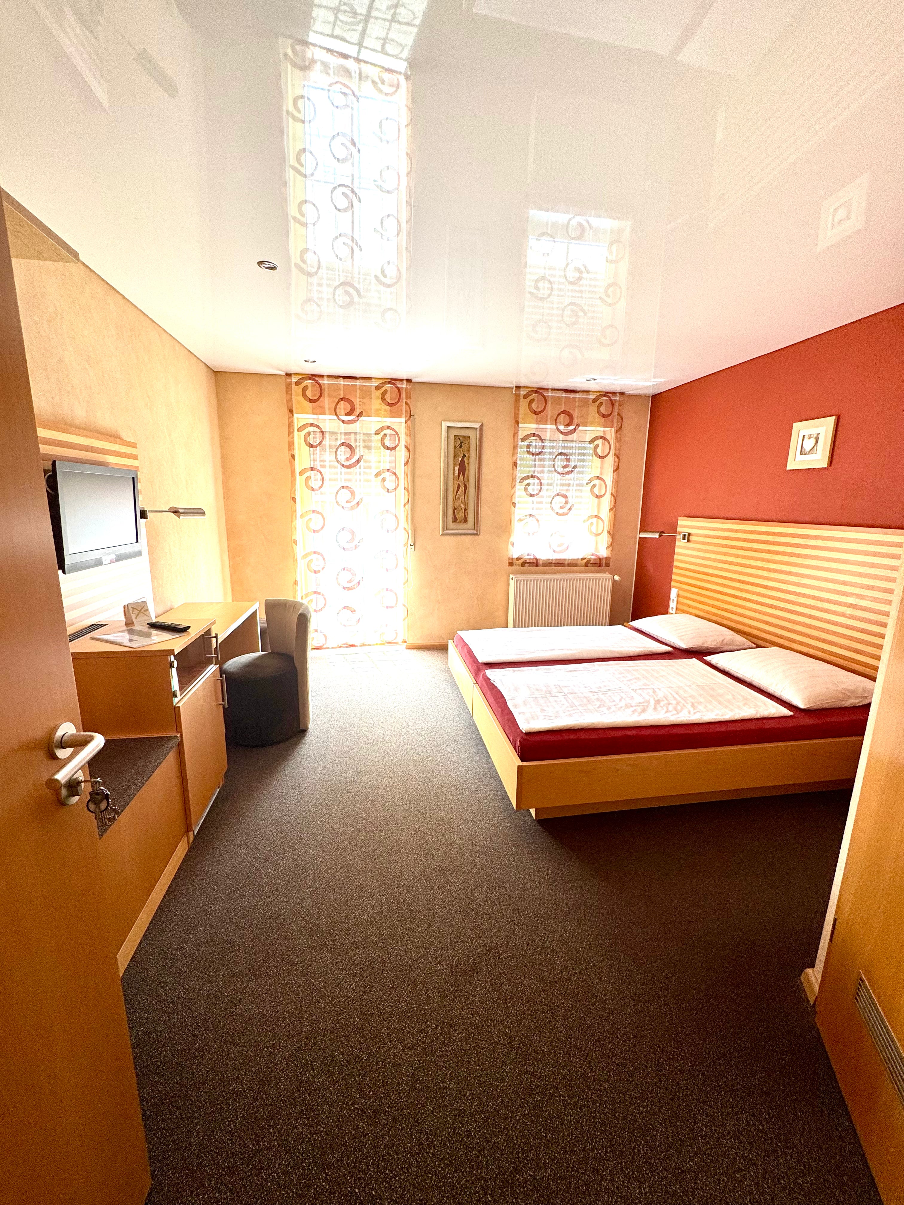 Gaestezimmer drei Bio Weingut Muehlmichel Kirchheim Pfalz